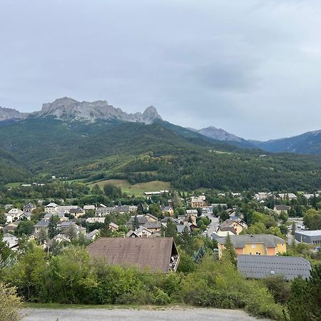 Terrasse Adroit T2 Barcelonnette - Wi-Fi Gratuit - 7 Couchages Διαμέρισμα Εξωτερικό φωτογραφία
